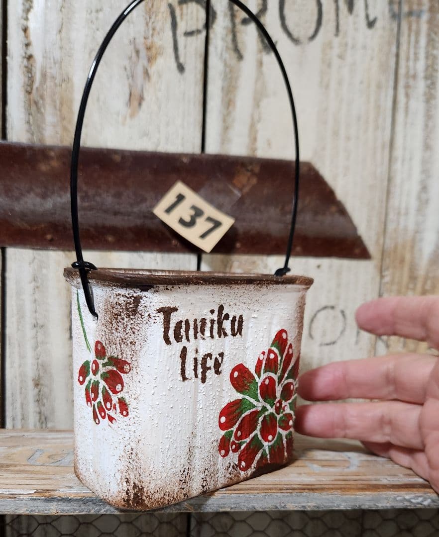 HIRORIN様♥♥♥専用です。137 持ち手付SPAM缶リメ缶