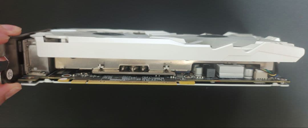 tomo　Geforce GTX 1060 6gb GALAX