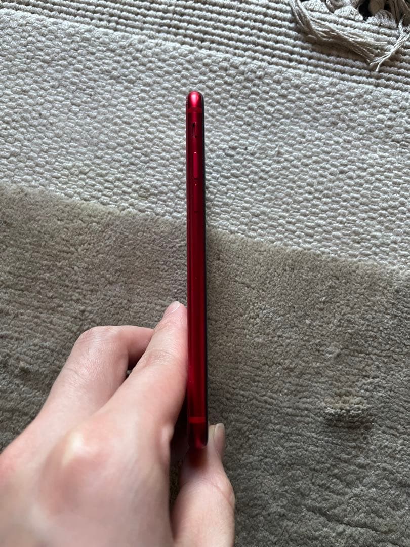 スマートフォン本体 Apple iPhone SE (PRODUCT(RED)) 64GB