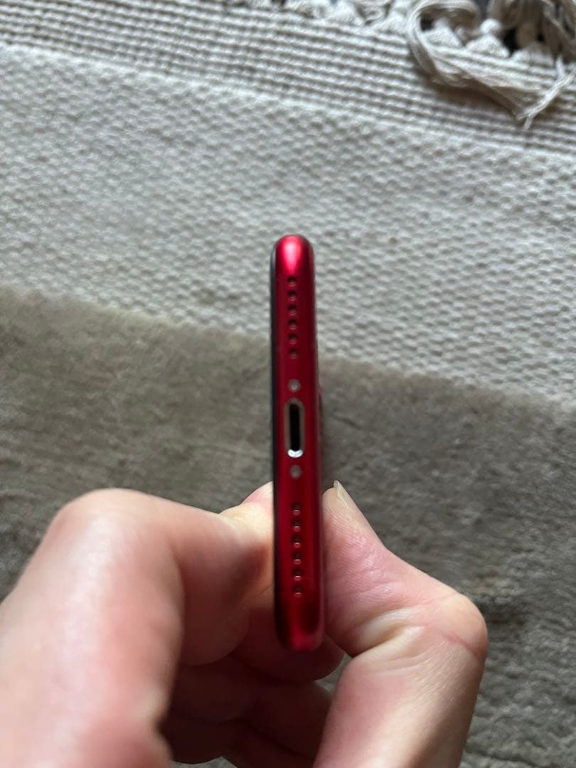 スマートフォン本体 Apple iPhone SE (PRODUCT(RED)) 64GB