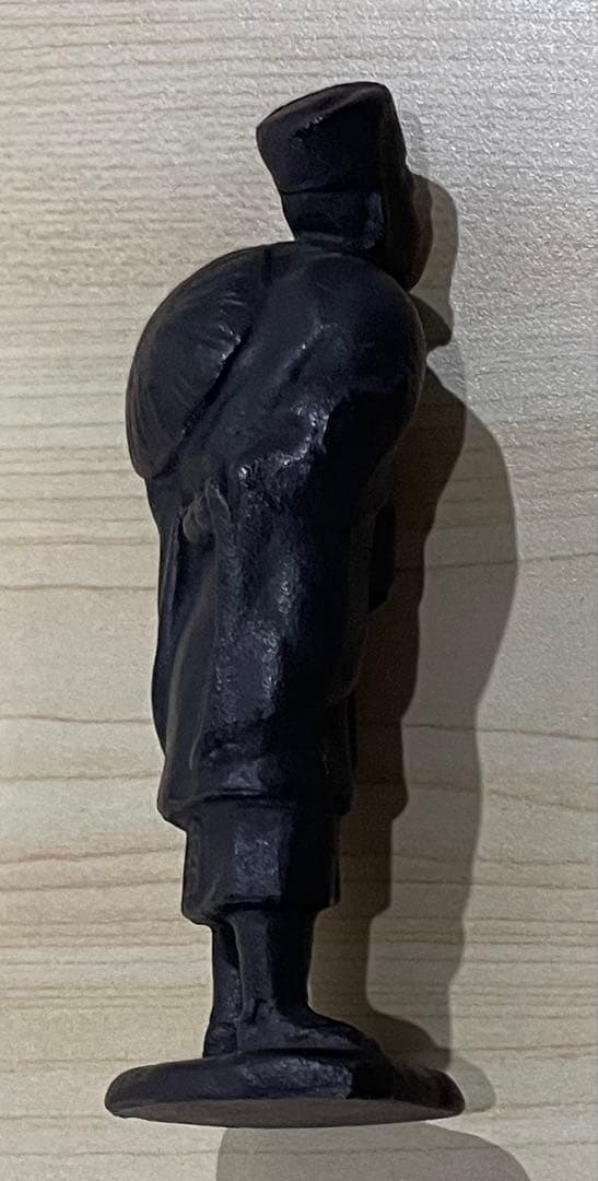 江戸時代の僧侶/歌人 越後の僧侶 良寛和尚像 銅製 托鉢