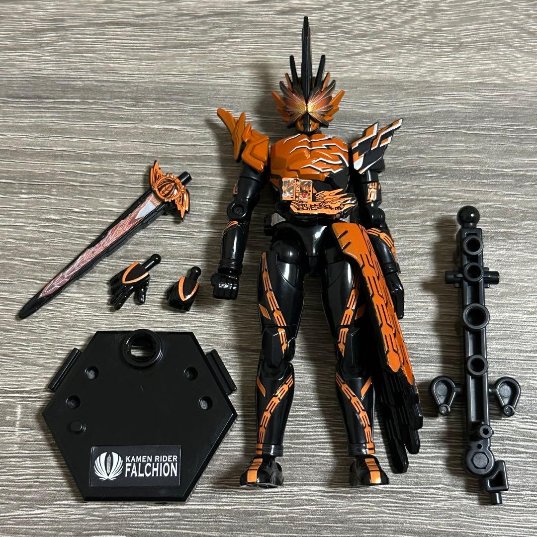 【現状品】装動　仮面ライダーセイバー11体セット