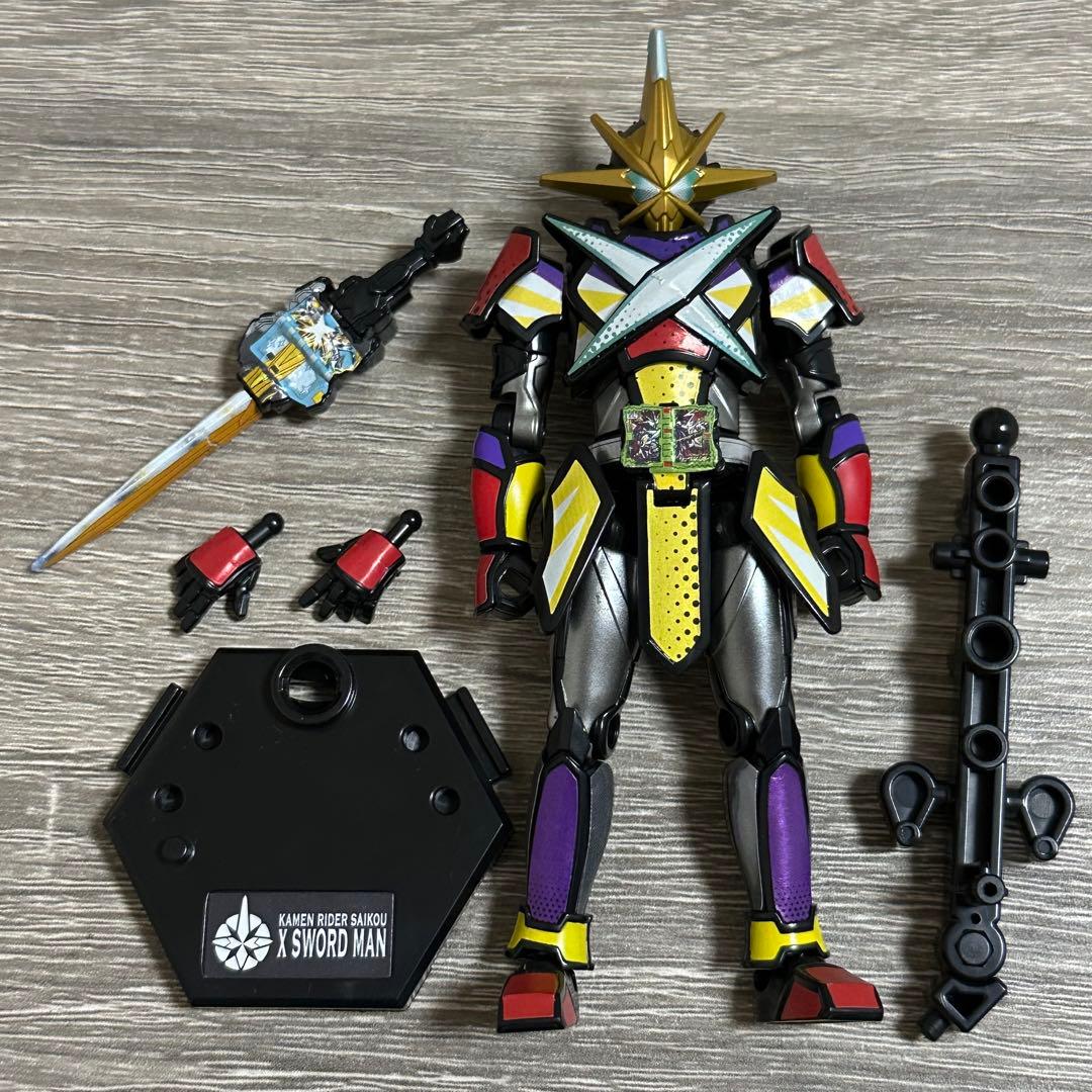 【現状品】装動　仮面ライダーセイバー11体セット