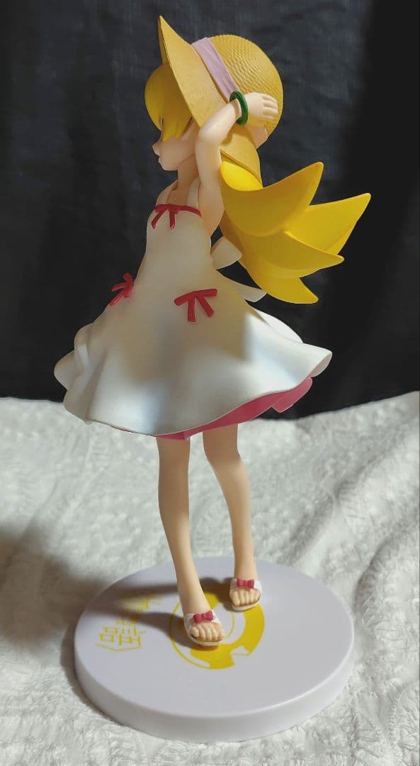 フィギュア忍野忍　鬼滅の刃　原神ぬいぐるみ　セット