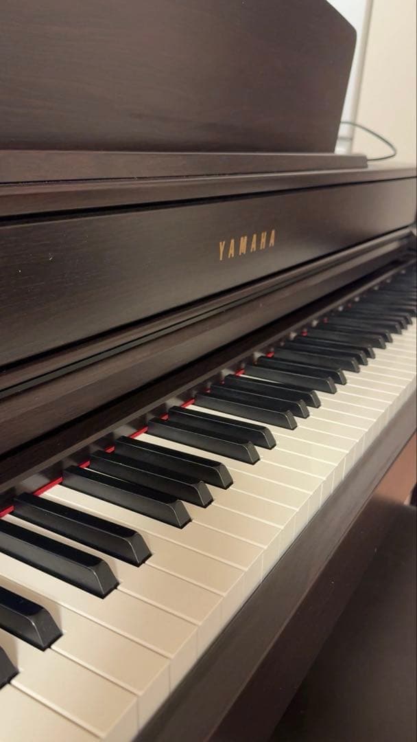 ヤマハ　デジタルピアノ クラビノー　CLP-645 椅子おまけ