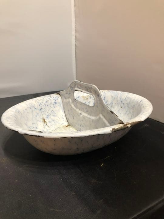 【アンティーク雑貨】オーストリア製　ホーロー　セパレート洗面容器