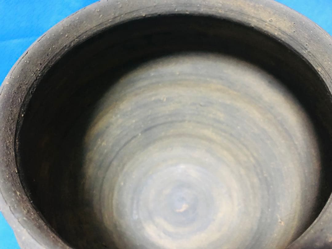 須恵器　土器線刻模様の陶器香炉？瓶？