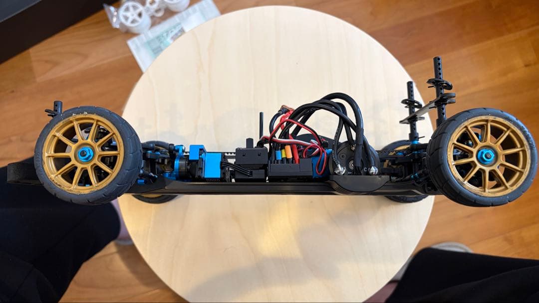 タミヤ　TA08R メカ付き