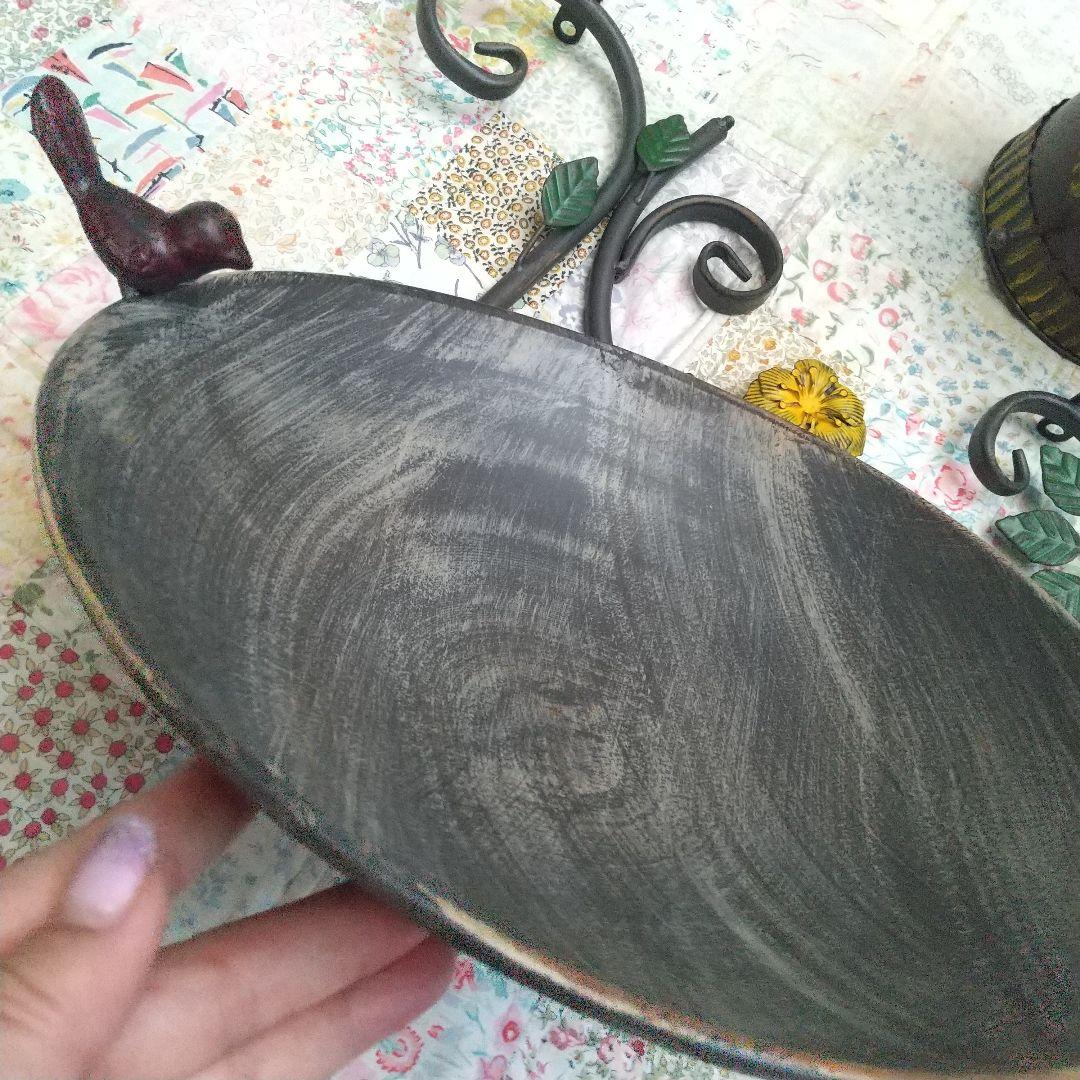 新品　アイアン製バードフィーダー　大型ガーデンオーナメント　小鳥バードバス