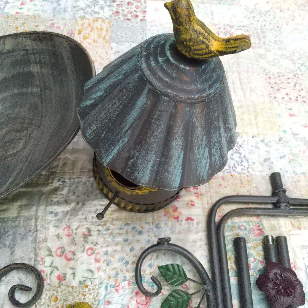 新品　アイアン製バードフィーダー　大型ガーデンオーナメント　小鳥バードバス