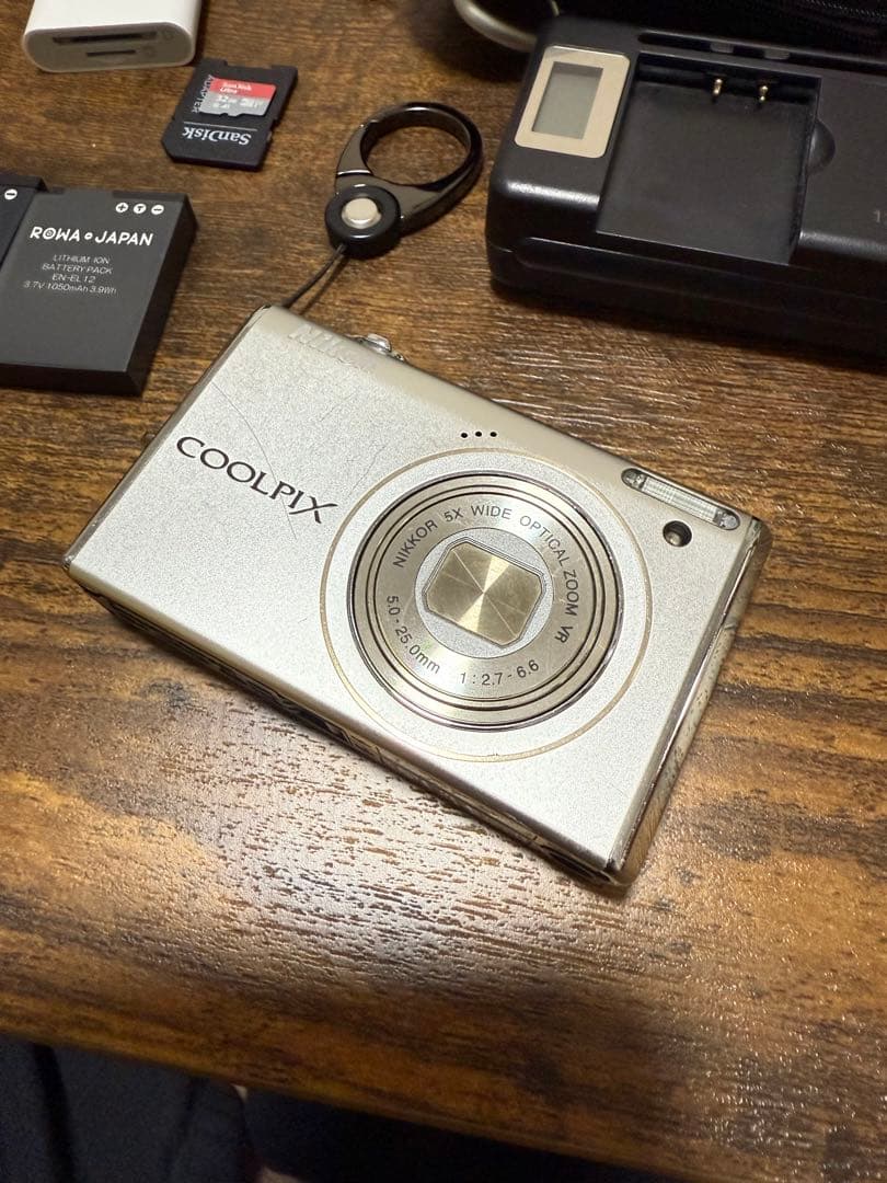 Nikon COOLPIX s640 コンパクトデジタルカメラ コンデジ
