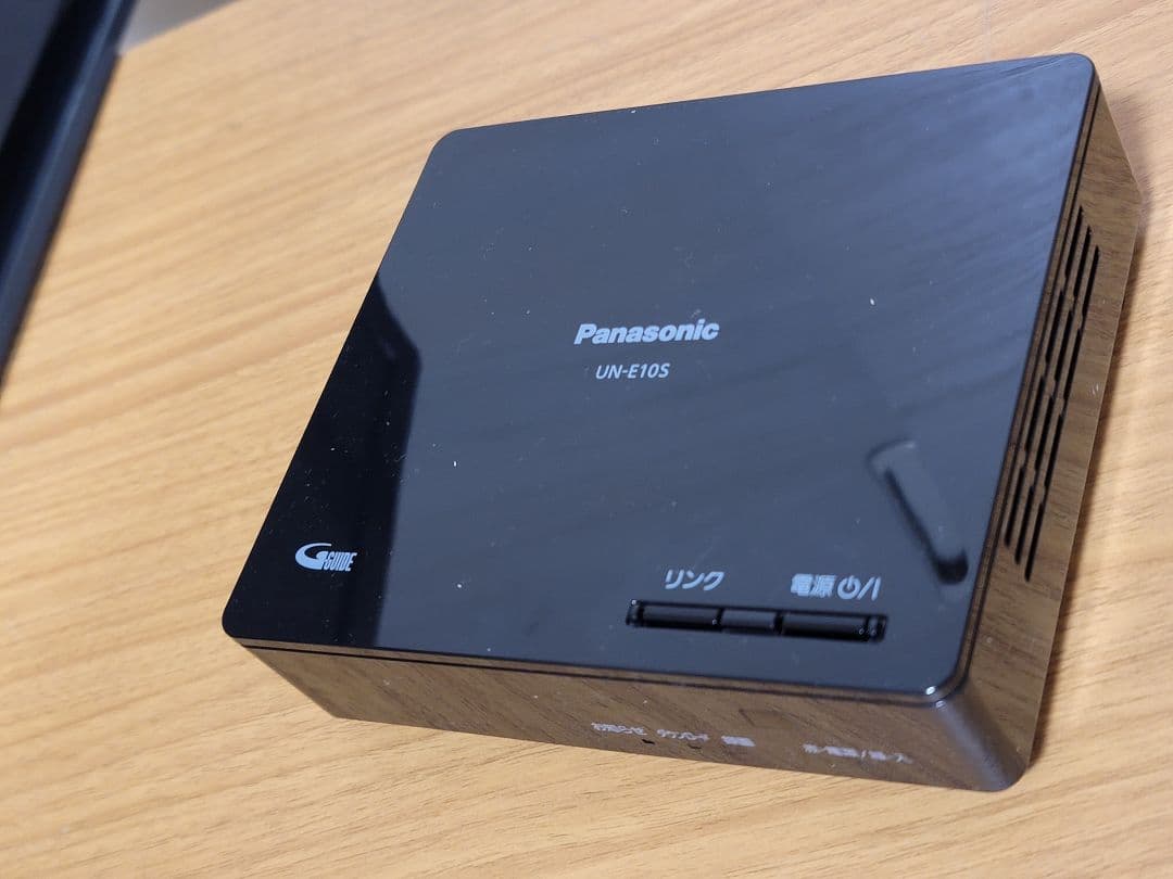 美品Panasonic ポータブルテレビ 19V型 ビエラ UN-19CF10D