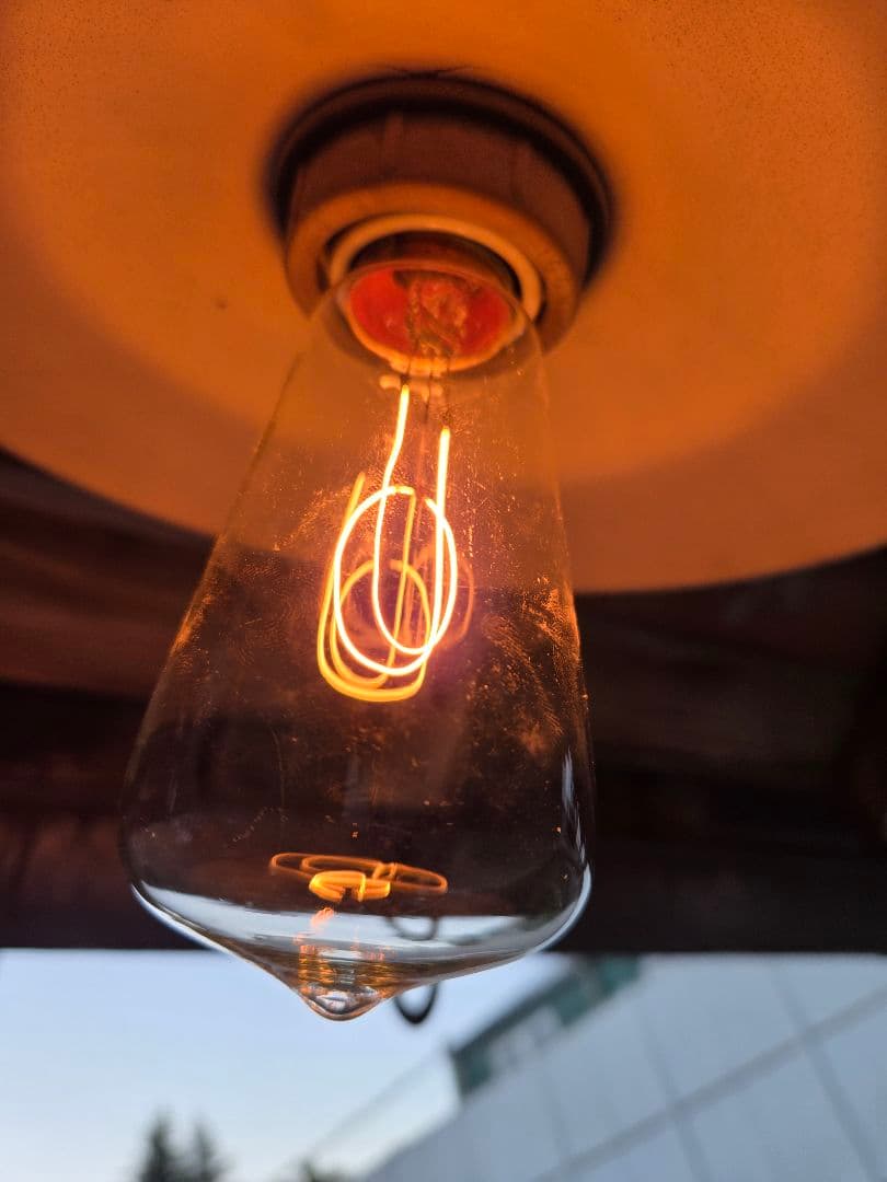 レトロ 船舶ランプ 骨董品 レトロ電球付き 取り付け台、コンセント付き