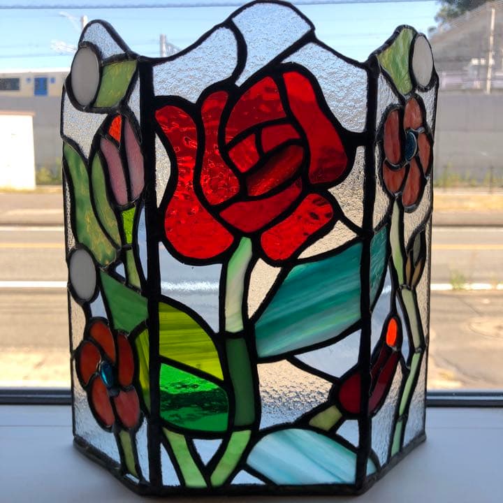 ステンドグラス　置物　薔薇