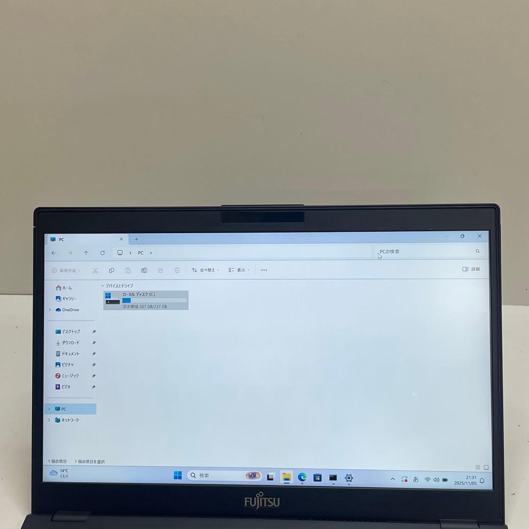 #423 富士通 LIFEBOOK U939/B i5-8365U 8G LTE