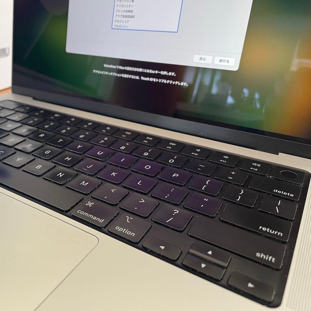 MacBook Pro M1 14インチ 10コア 16GB SSD 1TB