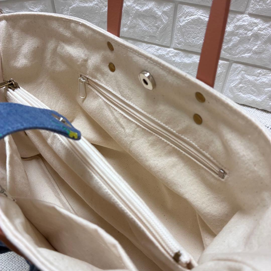 【hiroko】デニムリメイク　小花刺繍デニムのフリルトートバック