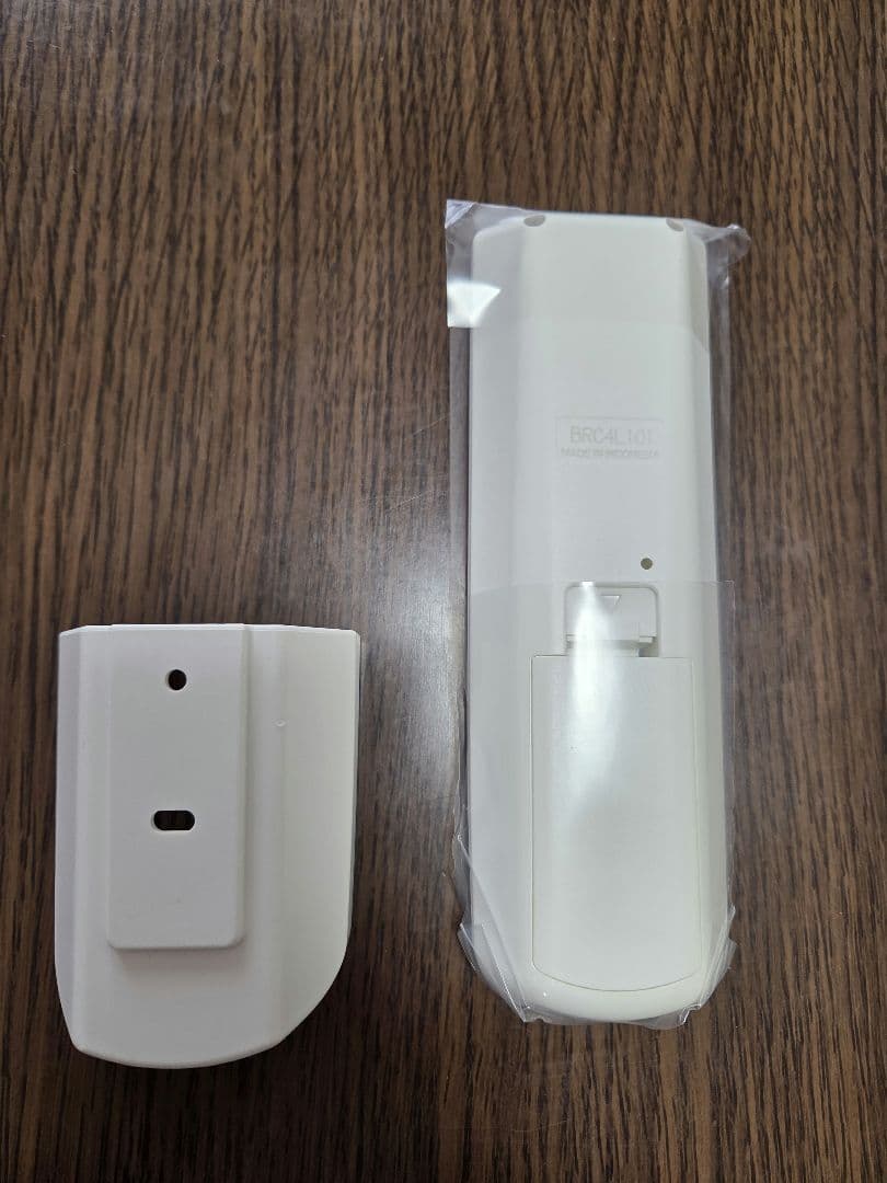 DAIKIN エアコン リモコン BRC4L101