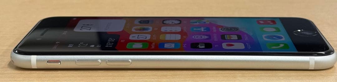 【SIMロック解除済】iPhone SE 第2世代 64GB