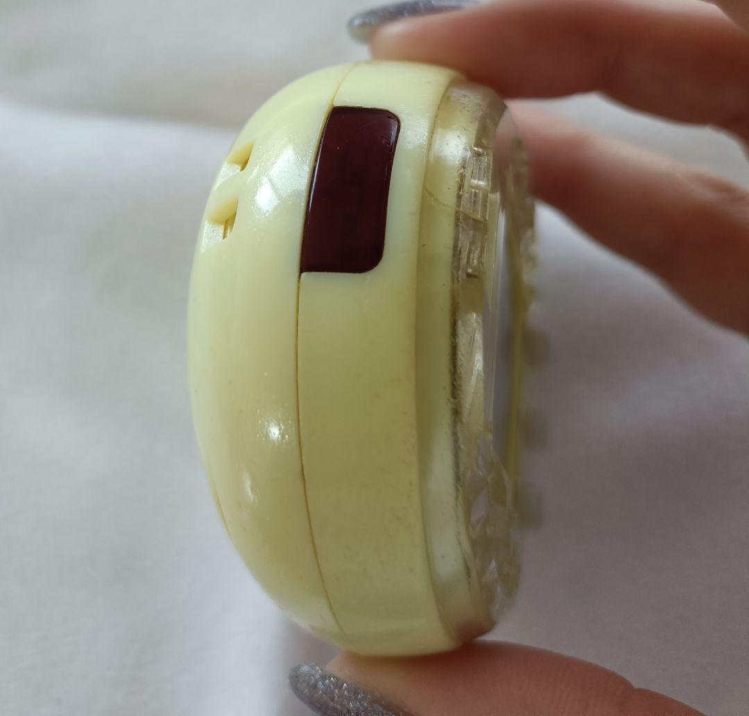 【動作確認済】たまごっちピースイエロー バンダイ Tamagotchi P's