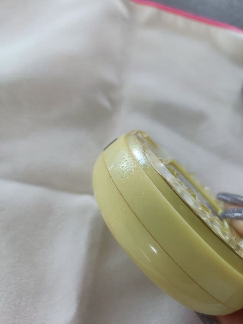 【動作確認済】たまごっちピースイエロー バンダイ Tamagotchi P's