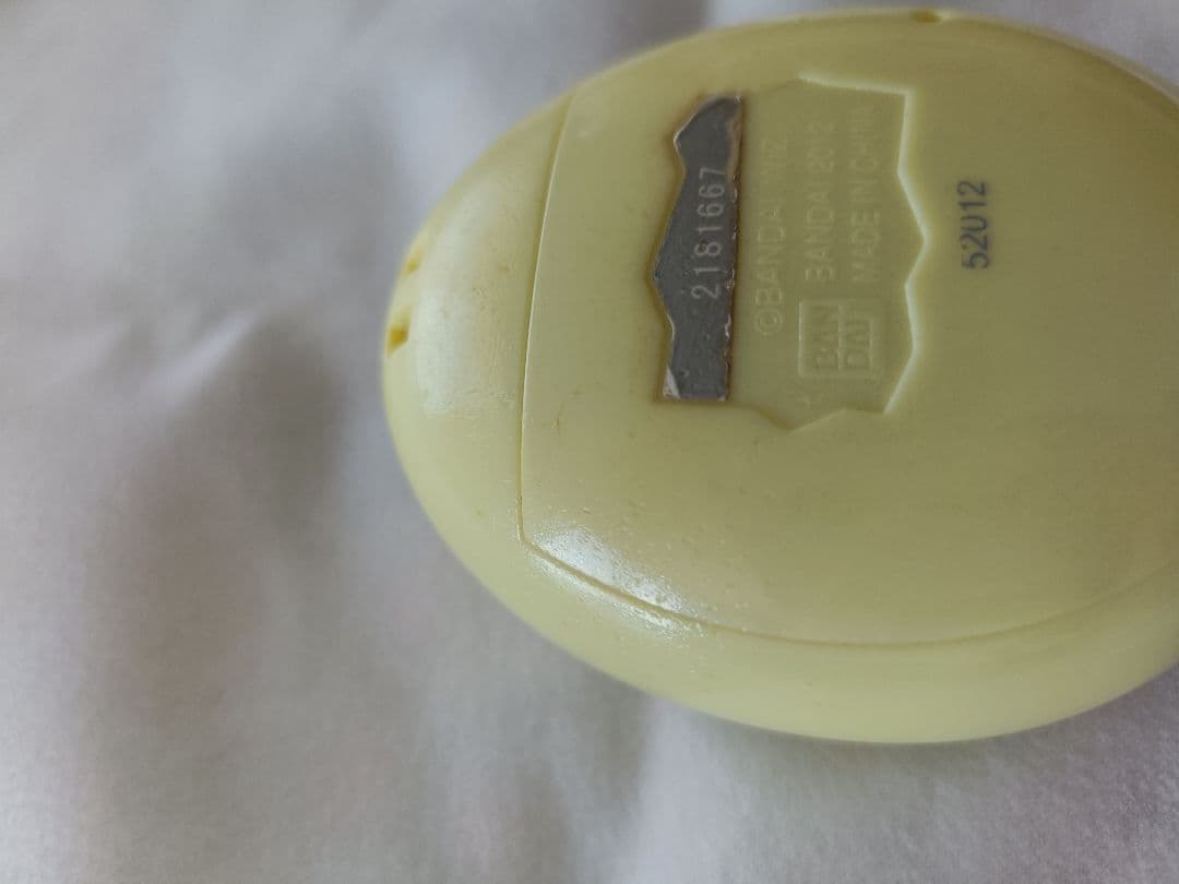 【動作確認済】たまごっちピースイエロー バンダイ Tamagotchi P's