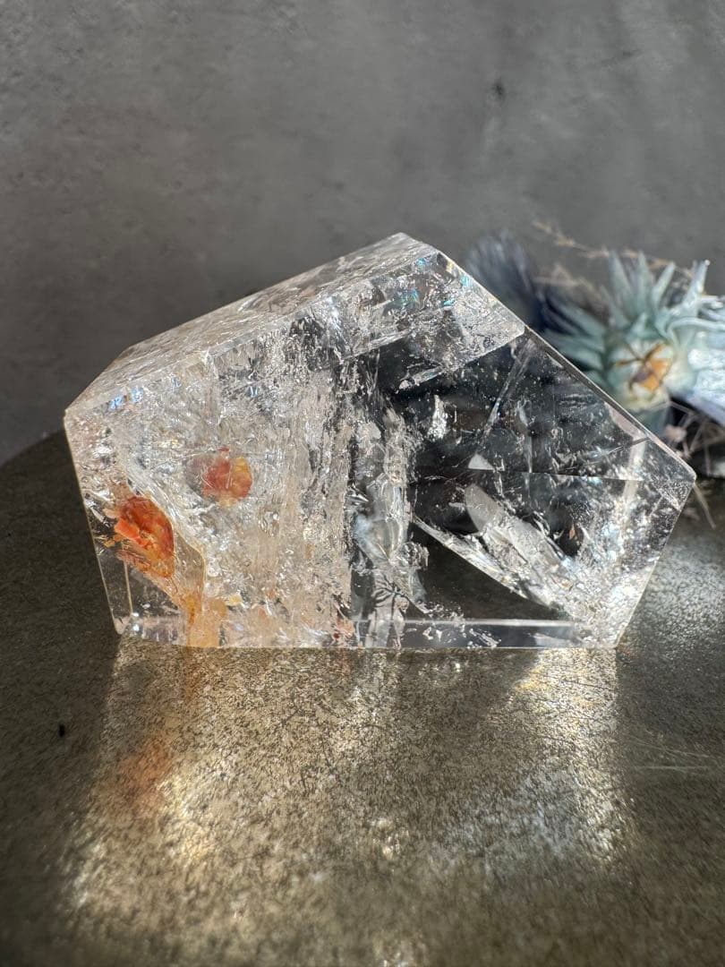 ピンクアゼツライト(流通名) フリーフォーム　ファイヤークォーツヘマタイト入り