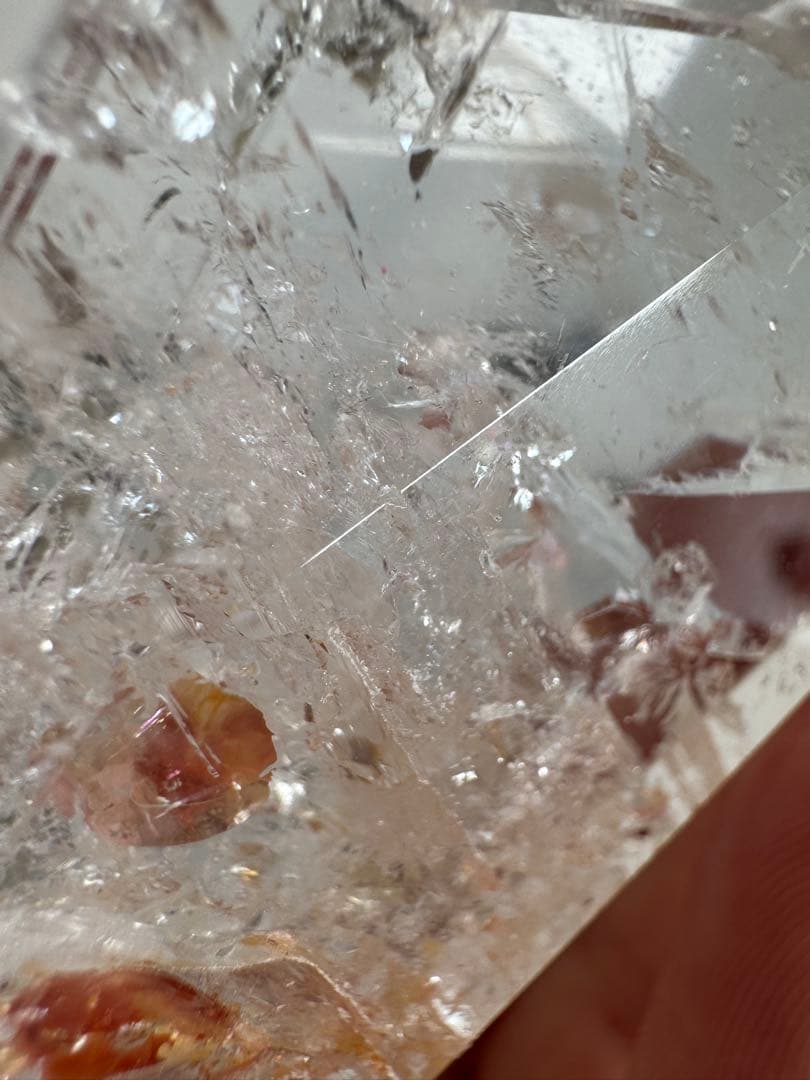 ピンクアゼツライト(流通名) フリーフォーム　ファイヤークォーツヘマタイト入り