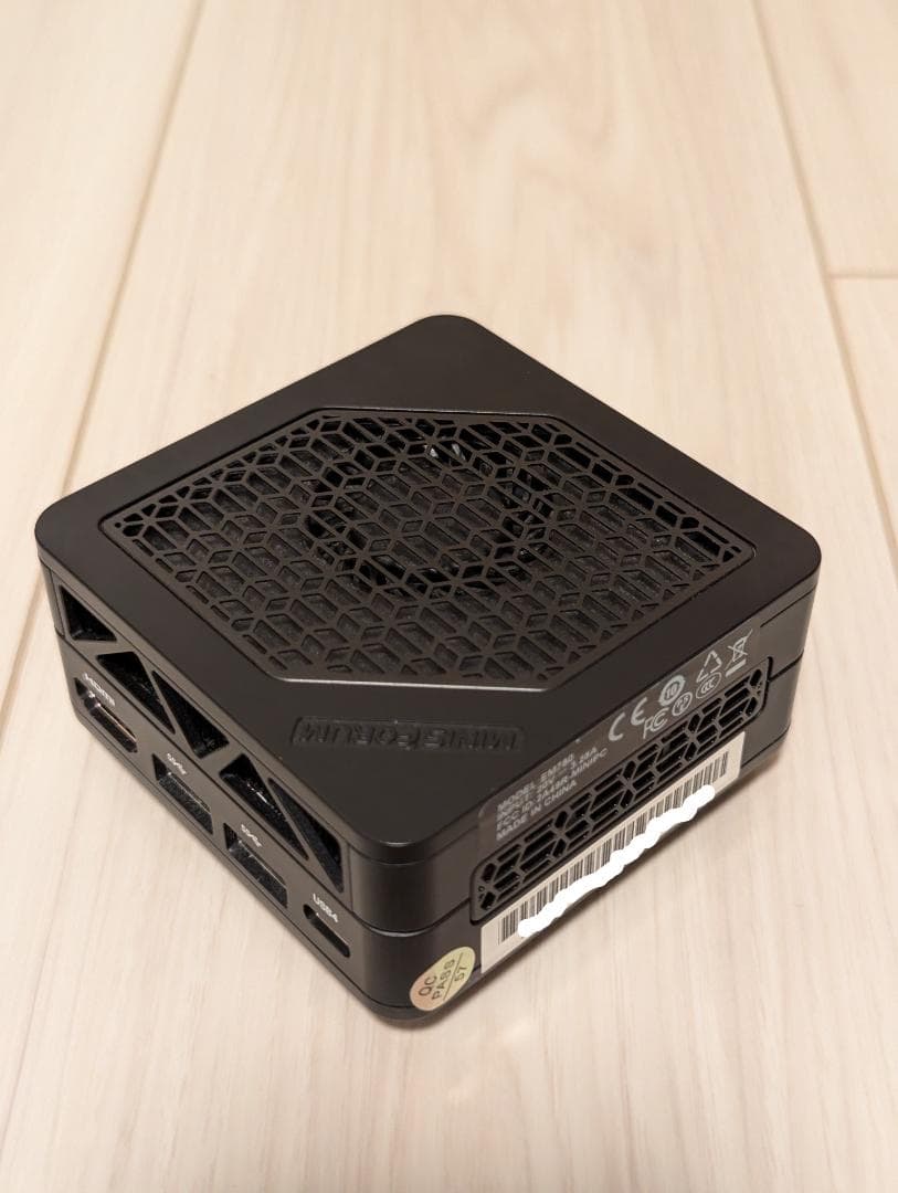 MINISFORUM EM780 32GB 1TB ミニPC