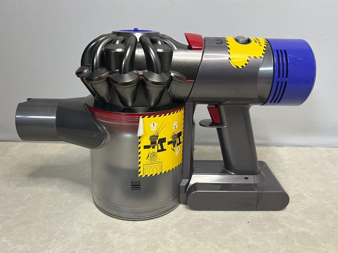 【ジャンク品】ダイソン V7 (SV11) バッテリー要交換　②