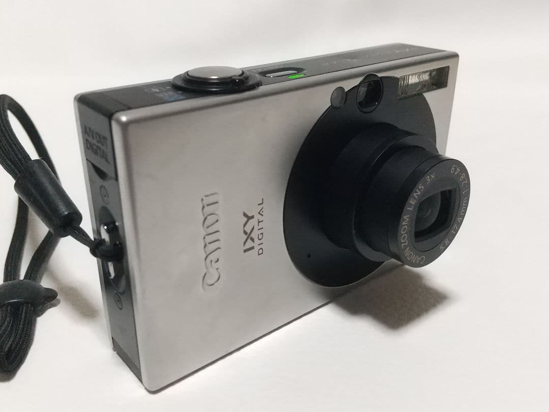 Canon IXY DIGITAL 7.1メガピクセル コンパクトデジタルカメラ
