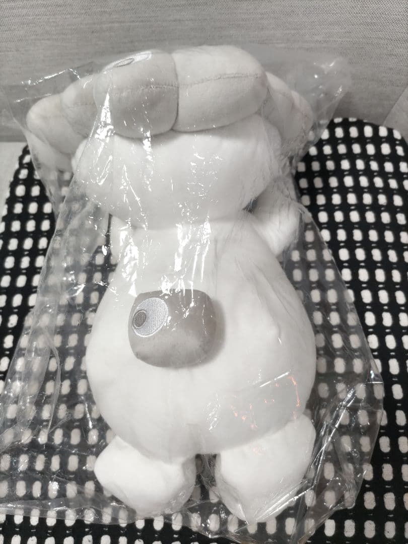 【お値下げ】白ミャクミャク Ｌ ぬいぐるみ 這い型