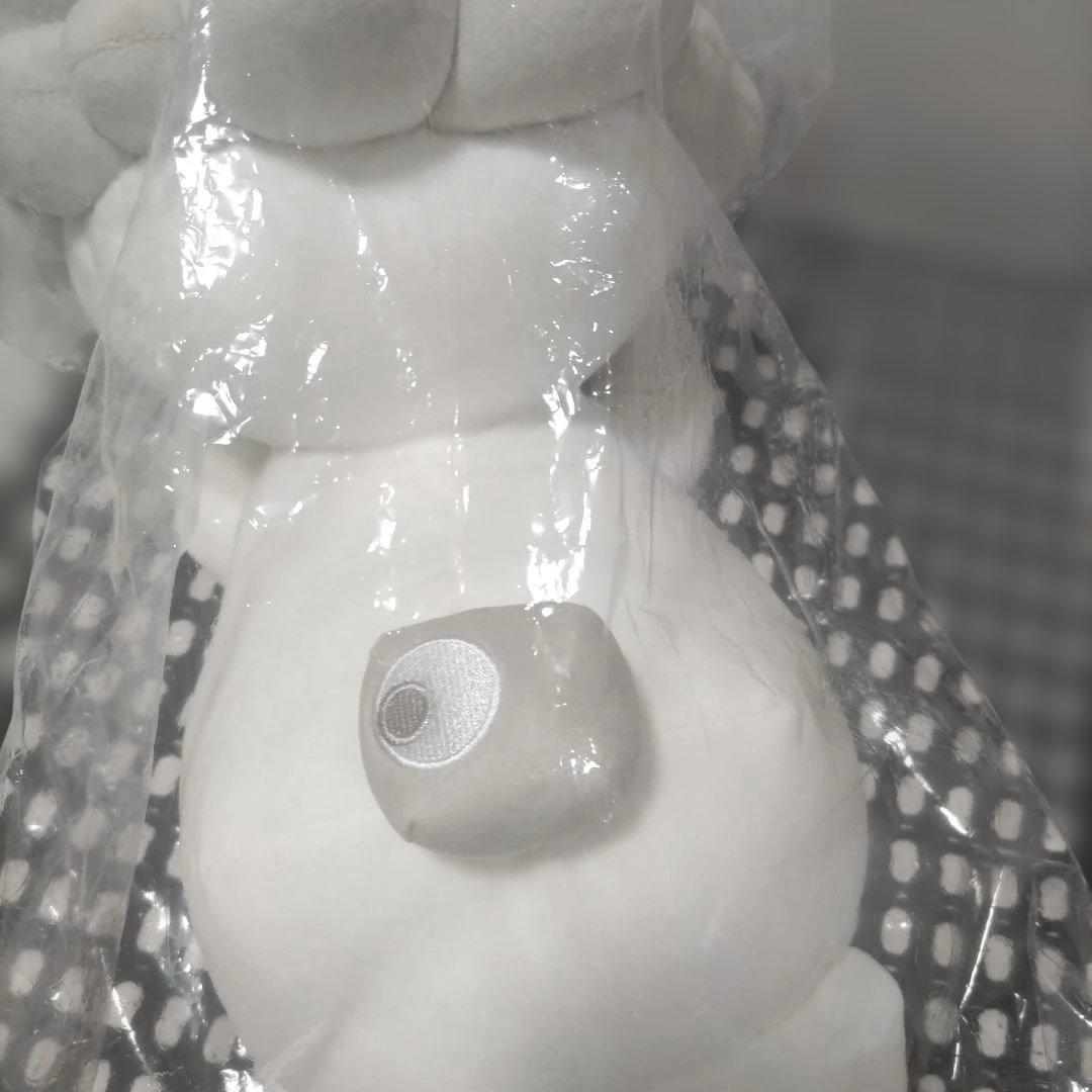 【お値下げ】白ミャクミャク Ｌ ぬいぐるみ 這い型