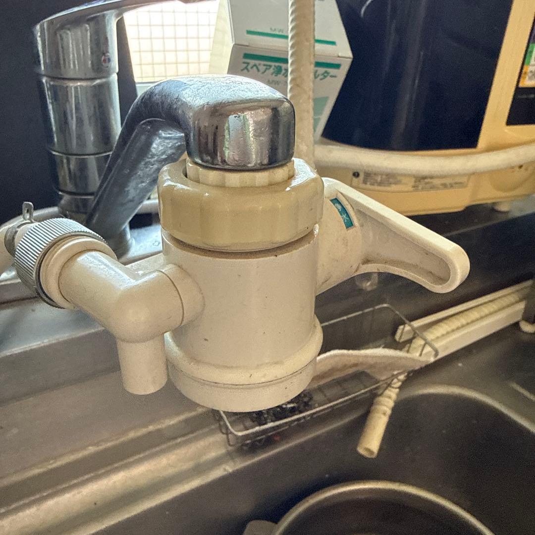 小さめ電解水アルカリイオン水浄水器 Leveluk JR