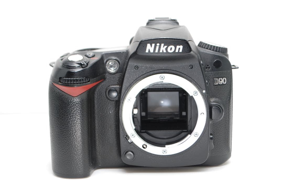 ❤️プロ顔負け❤️Nikon D90 シングルレンズセット 連写 操作性抜群