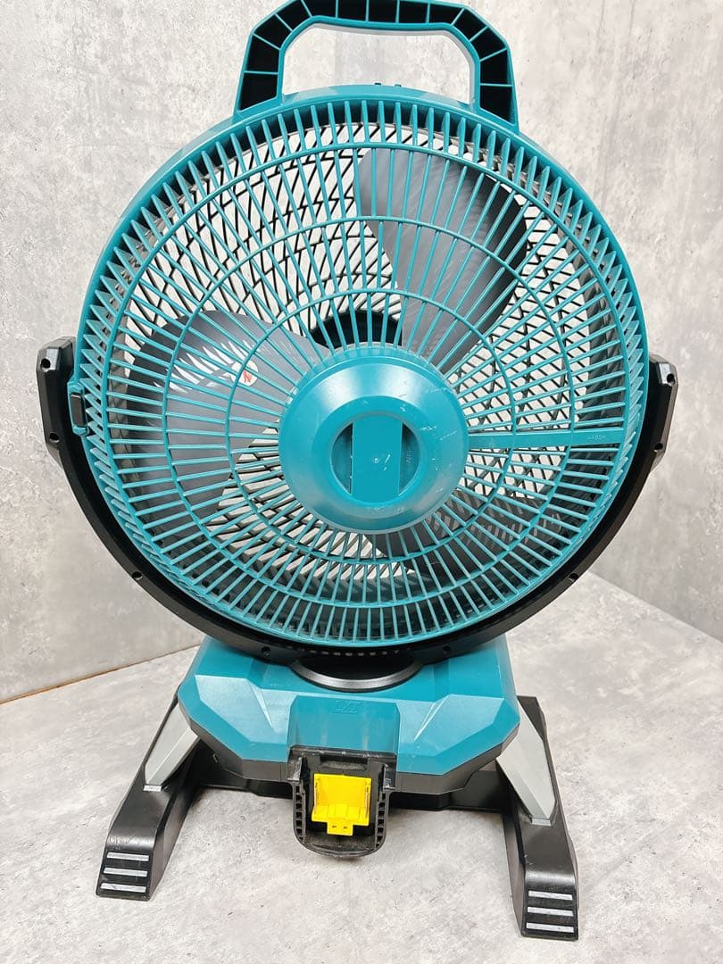 美品　Makita 業務用扇風機 ハンドル付き　マキタ　本体のみ