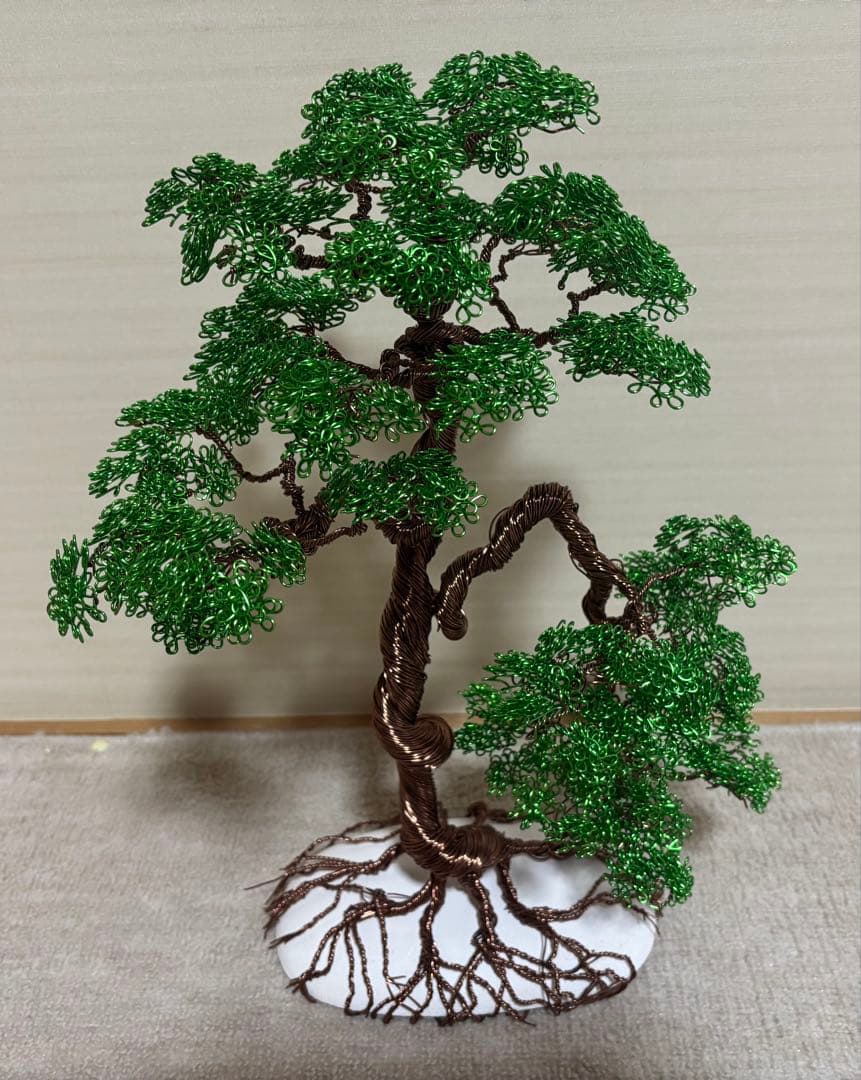 ワイヤーアート針金盆栽