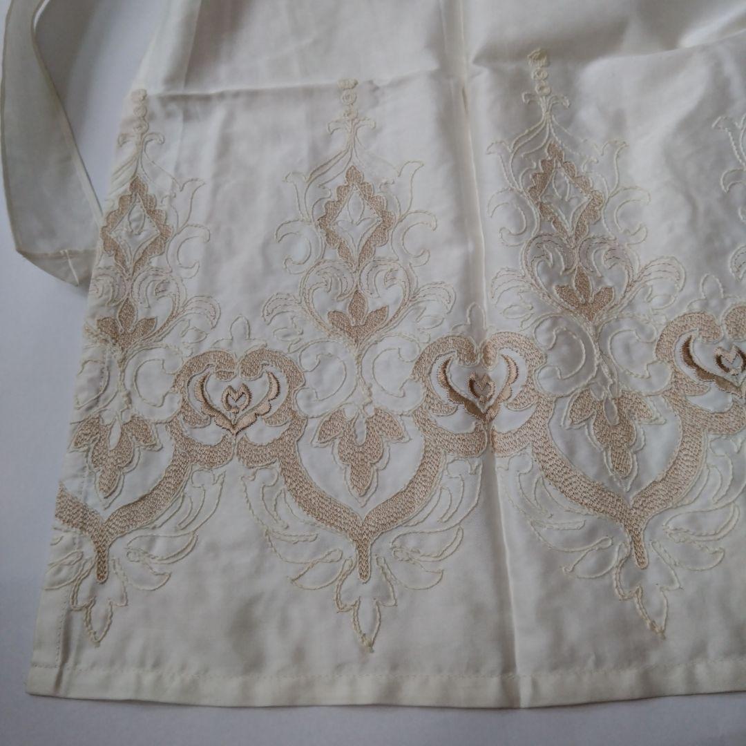 mila schon　ミラ・ショーン　レディース　エプロン　刺繍　アイボリー