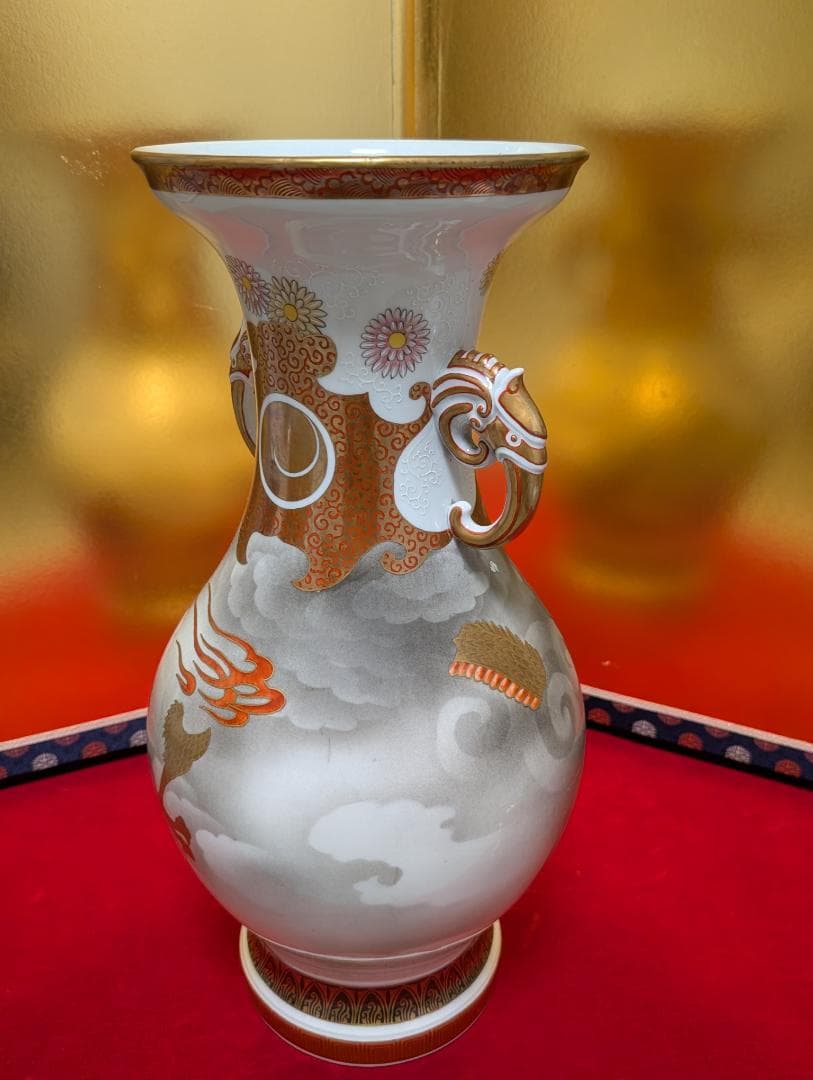 古美術　アンティーク　盤口瓶　双耳広口瓶　穿雲龍紋様　明治　九谷　谷口製