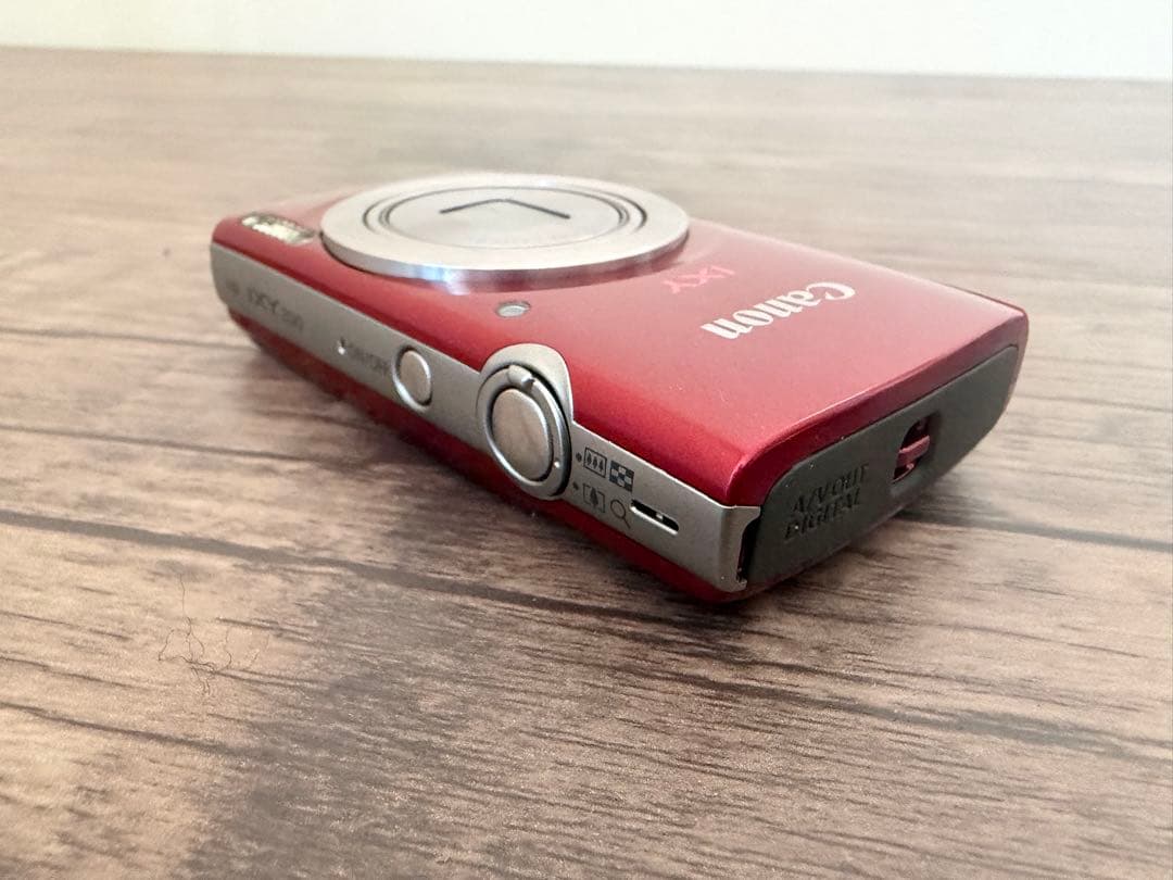 Canon デジカメ IXY 200 レッド コンパクトデジタルカメラ 赤