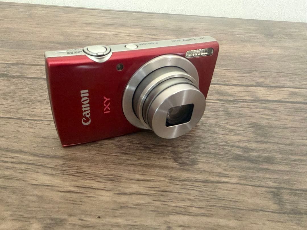 Canon デジカメ IXY 200 レッド コンパクトデジタルカメラ 赤