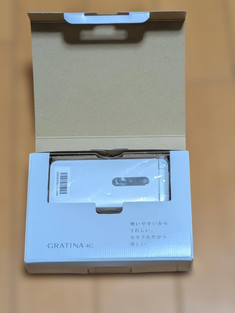 新品未使用 au GRATINA 4G KYF31 ホワイト SIMロック解除済