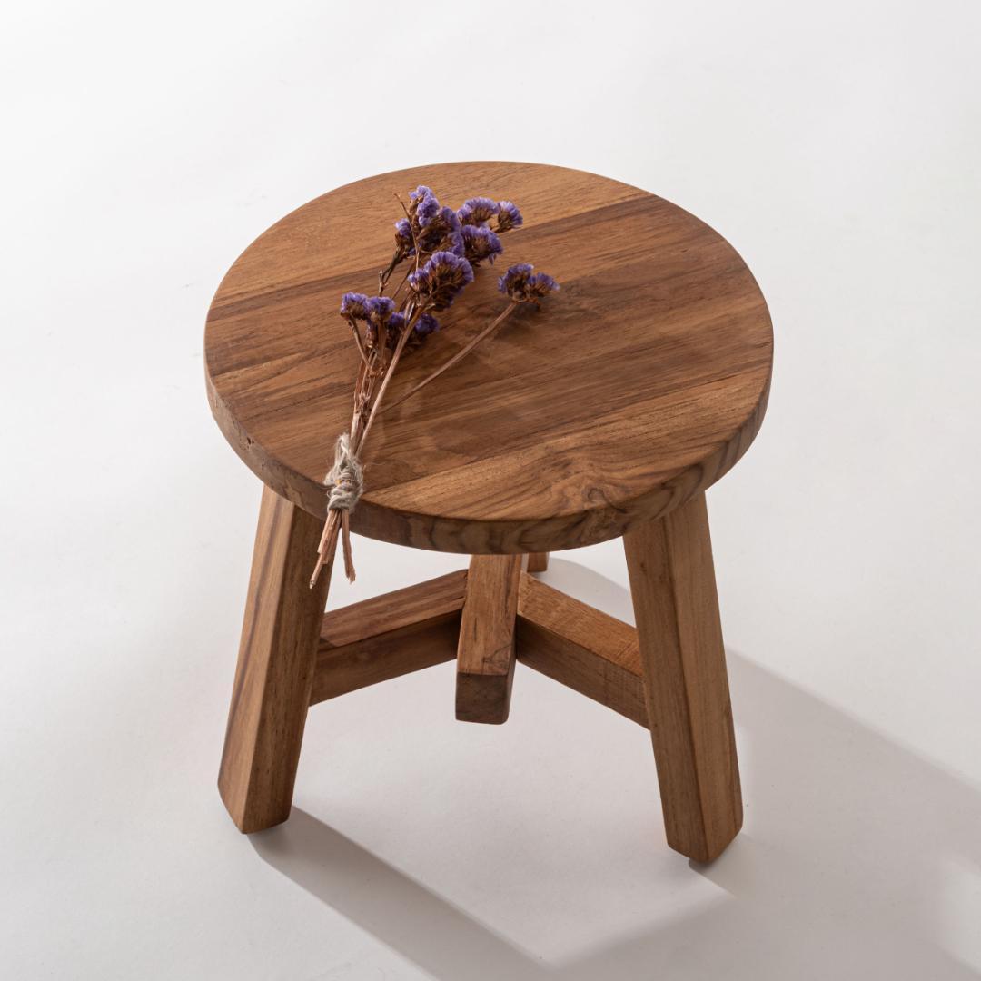 ハンドメイド ウッドスツール 無垢材 丸椅子 木製 花台 ナチュラルインテリア