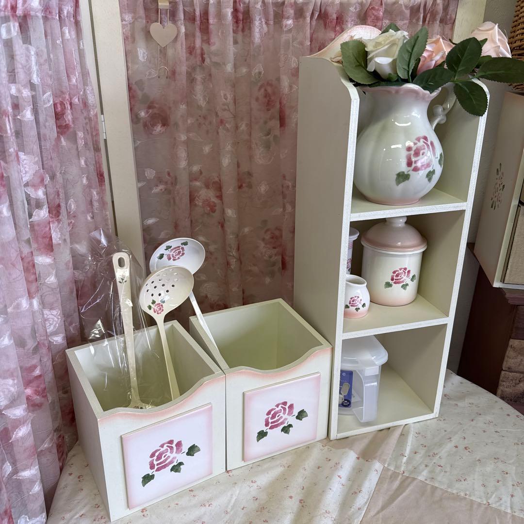 マニーローズタイルの木製引き出し付2WAYシェルフ薔薇のカッティング棚　日本製