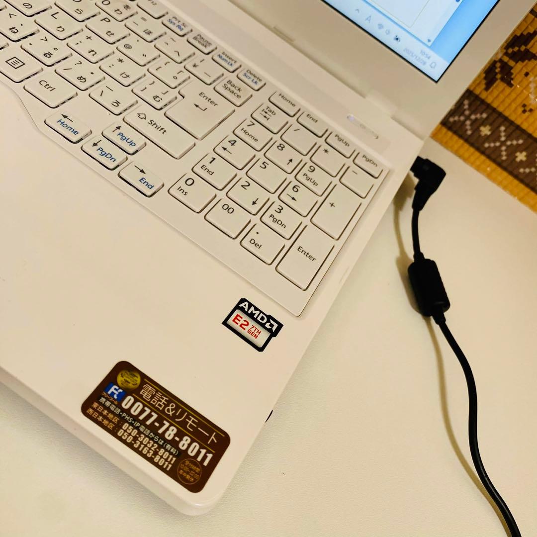Y2 富士通ノートパソコンSSDメモリ8G高速 Windows11オフィス付き