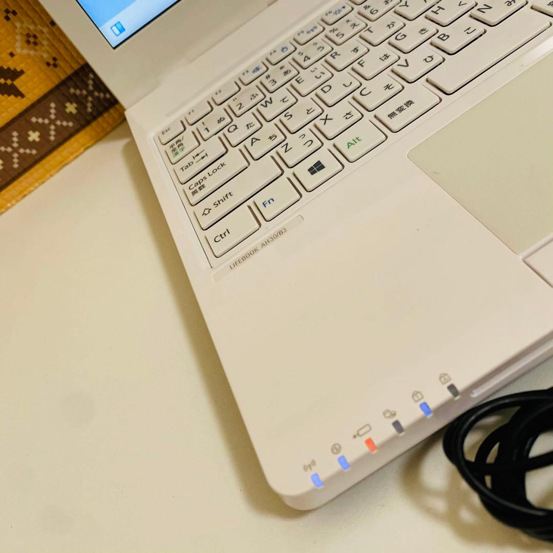 Y2 富士通ノートパソコンSSDメモリ8G高速 Windows11オフィス付き