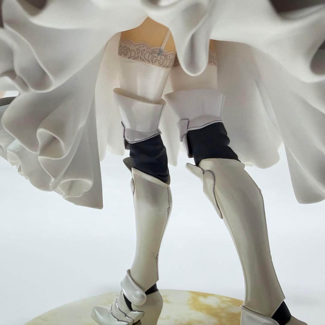 アルター Fate/unlimited code セイバー・リリィ フィギュア