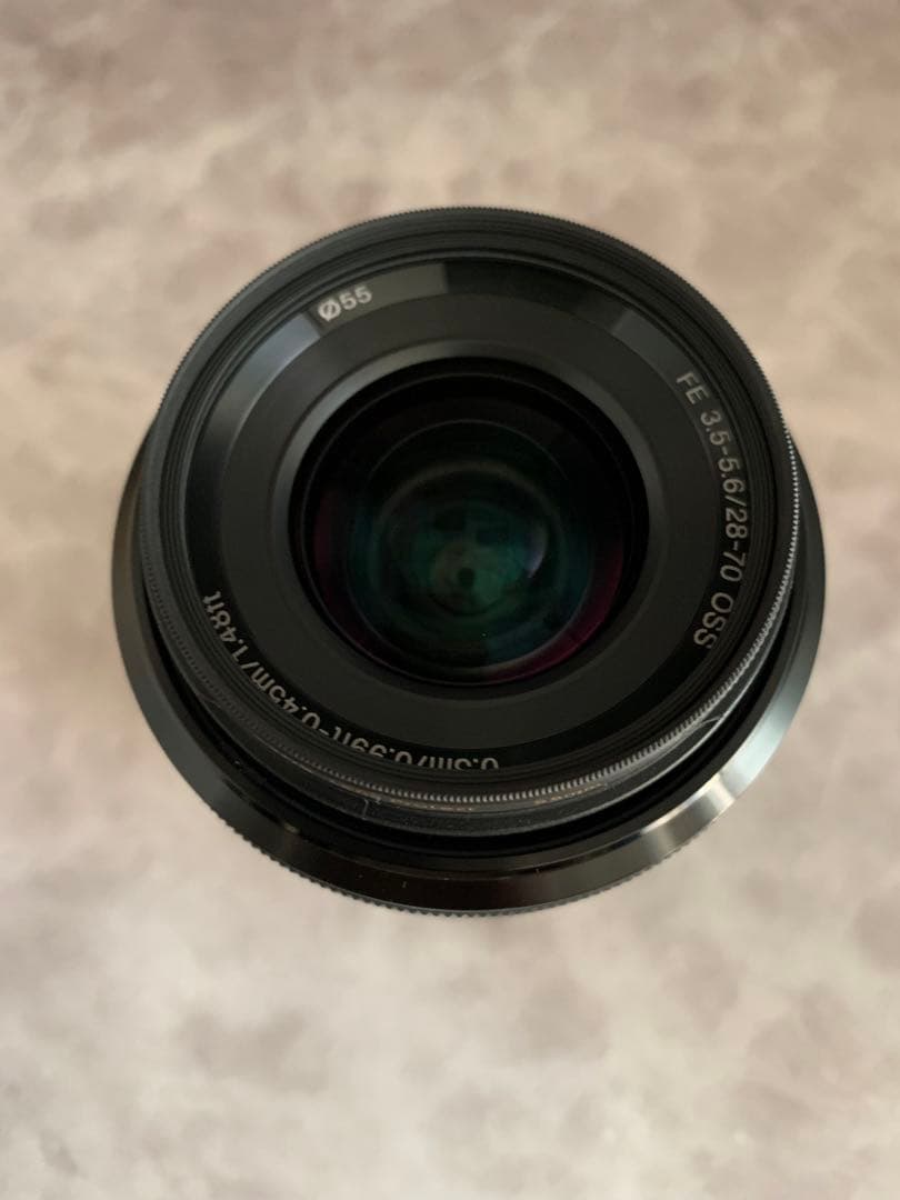 ソニー FE28-70mm F3.5-5.6