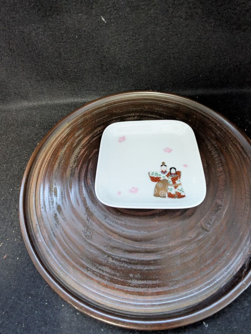 深川製磁 夫婦雛 赤絵工房