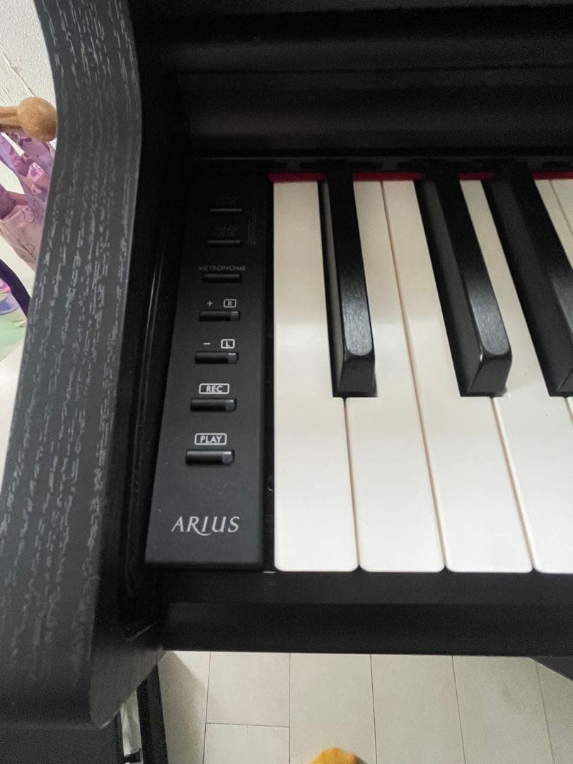 Yamaha 電子ピアノ ブラック送料込み2025年製　椅子別売り